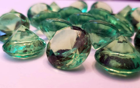 Emerald Green Gems - Acrylic (set of 20)